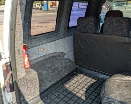 Белый Фольксваген Кадди, объемом двигателя 1.39 л и пробегом 358 тыс. км за 4800 $, фото 12 на Automoto.ua