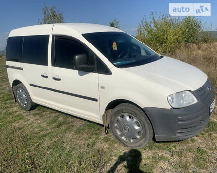Білий Фольксваген Кадді, об'ємом двигуна 2 л та пробігом 320 тис. км за 4500 $, фото 2 на Automoto.ua