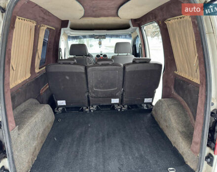 Білий Фольксваген Кадді, об'ємом двигуна 1.9 л та пробігом 413 тис. км за 4800 $, фото 24 на Automoto.ua