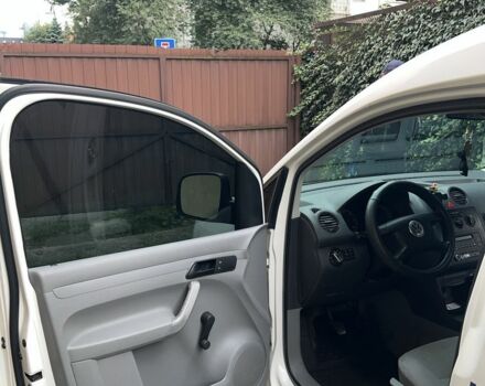 Белый Фольксваген Кадди, объемом двигателя 1.9 л и пробегом 309 тыс. км за 4200 $, фото 5 на Automoto.ua