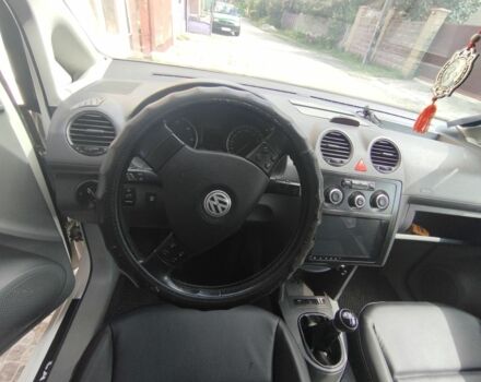 Белый Фольксваген Кадди, объемом двигателя 1.4 л и пробегом 290 тыс. км за 5050 $, фото 1 на Automoto.ua