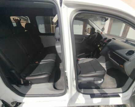 Белый Фольксваген Кадди, объемом двигателя 1.4 л и пробегом 290 тыс. км за 5050 $, фото 8 на Automoto.ua