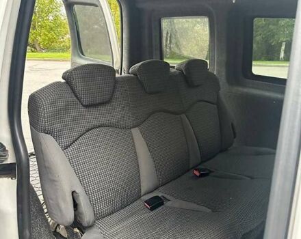 Белый Фольксваген Кадди, объемом двигателя 1.97 л и пробегом 334 тыс. км за 4850 $, фото 2 на Automoto.ua