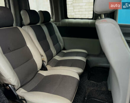 Белый Фольксваген Кадди, объемом двигателя 1.97 л и пробегом 273 тыс. км за 5800 $, фото 6 на Automoto.ua