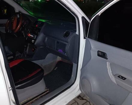 Білий Фольксваген Кадді, об'ємом двигуна 1.97 л та пробігом 428 тис. км за 3800 $, фото 9 на Automoto.ua