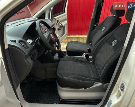 Белый Фольксваген Кадди, объемом двигателя 1.9 л и пробегом 360 тыс. км за 5200 $, фото 26 на Automoto.ua