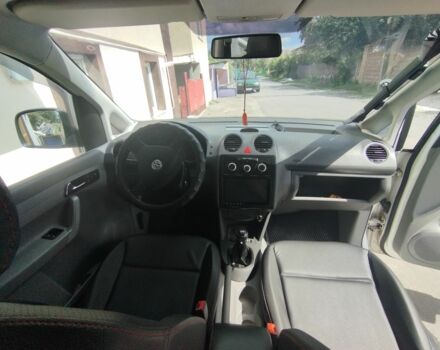 Белый Фольксваген Кадди, объемом двигателя 1.4 л и пробегом 290 тыс. км за 5050 $, фото 6 на Automoto.ua