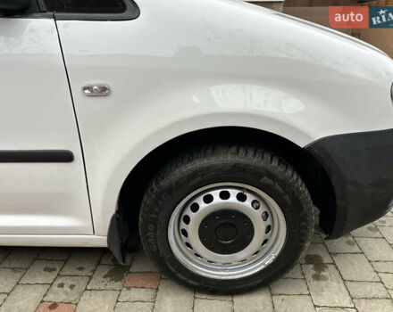 Белый Фольксваген Кадди, объемом двигателя 1.9 л и пробегом 360 тыс. км за 5200 $, фото 20 на Automoto.ua