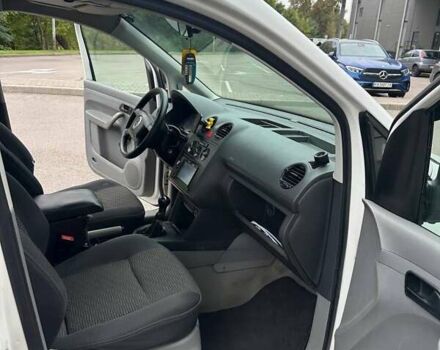 Белый Фольксваген Кадди, объемом двигателя 1.97 л и пробегом 334 тыс. км за 4850 $, фото 8 на Automoto.ua