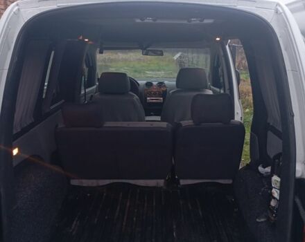 Белый Фольксваген Кадди, объемом двигателя 2 л и пробегом 185 тыс. км за 6300 $, фото 3 на Automoto.ua