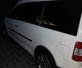 Білий Фольксваген Кадді, об'ємом двигуна 1.97 л та пробігом 428 тис. км за 3800 $, фото 1 на Automoto.ua