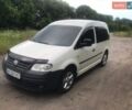 Белый Фольксваген Кадди, объемом двигателя 1.97 л и пробегом 435 тыс. км за 6500 $, фото 1 на Automoto.ua