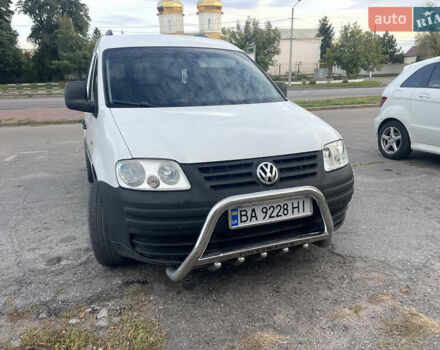 Белый Фольксваген Кадди, объемом двигателя 1.97 л и пробегом 220 тыс. км за 5500 $, фото 7 на Automoto.ua