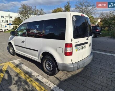Белый Фольксваген Кадди, объемом двигателя 2 л и пробегом 313 тыс. км за 4700 $, фото 6 на Automoto.ua