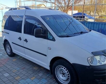 Белый Фольксваген Кадди, объемом двигателя 1.6 л и пробегом 30 тыс. км за 5000 $, фото 1 на Automoto.ua