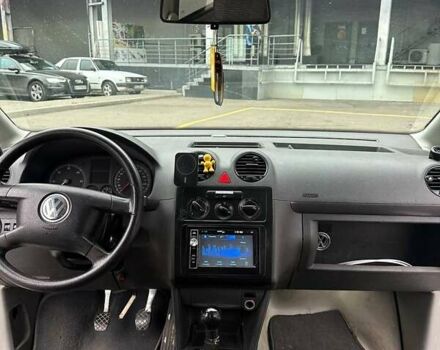 Белый Фольксваген Кадди, объемом двигателя 1.97 л и пробегом 334 тыс. км за 4850 $, фото 7 на Automoto.ua