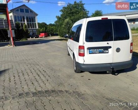 Белый Фольксваген Кадди, объемом двигателя 1.9 л и пробегом 285 тыс. км за 6215 $, фото 3 на Automoto.ua
