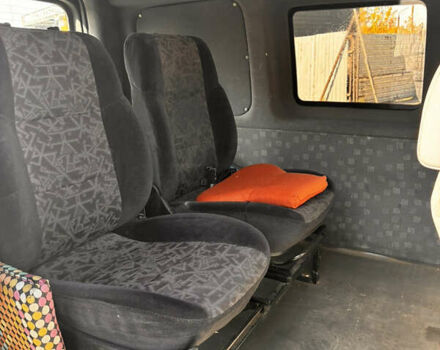 Білий Фольксваген Кадді, об'ємом двигуна 1.97 л та пробігом 250 тис. км за 4000 $, фото 8 на Automoto.ua