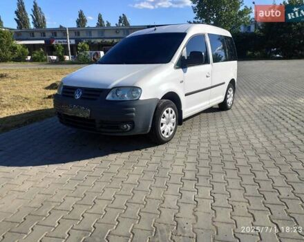 Белый Фольксваген Кадди, объемом двигателя 1.9 л и пробегом 285 тыс. км за 6215 $, фото 1 на Automoto.ua