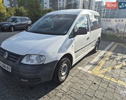 Белый Фольксваген Кадди, объемом двигателя 2 л и пробегом 313 тыс. км за 4700 $, фото 5 на Automoto.ua
