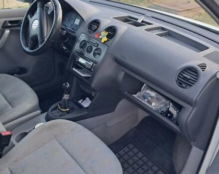 Білий Фольксваген Кадді, об'ємом двигуна 1.9 л та пробігом 420 тис. км за 4450 $, фото 2 на Automoto.ua