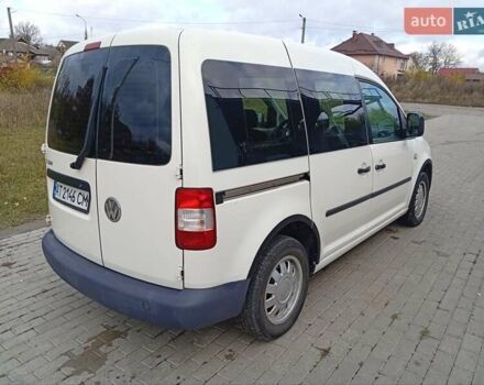 Белый Фольксваген Кадди, объемом двигателя 1.97 л и пробегом 296 тыс. км за 4850 $, фото 5 на Automoto.ua