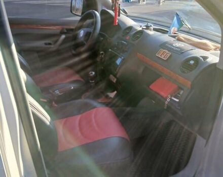 Белый Фольксваген Кадди, объемом двигателя 1.9 л и пробегом 390 тыс. км за 6500 $, фото 4 на Automoto.ua