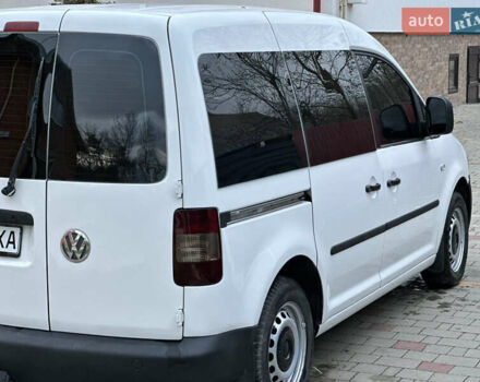 Белый Фольксваген Кадди, объемом двигателя 1.9 л и пробегом 360 тыс. км за 5200 $, фото 14 на Automoto.ua