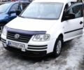 Белый Фольксваген Кадди, объемом двигателя 2 л и пробегом 345 тыс. км за 4200 $, фото 1 на Automoto.ua