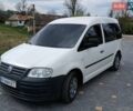 Белый Фольксваген Кадди, объемом двигателя 2 л и пробегом 422 тыс. км за 4850 $, фото 1 на Automoto.ua