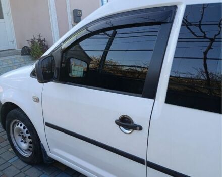 Белый Фольксваген Кадди, объемом двигателя 1.6 л и пробегом 30 тыс. км за 5000 $, фото 3 на Automoto.ua