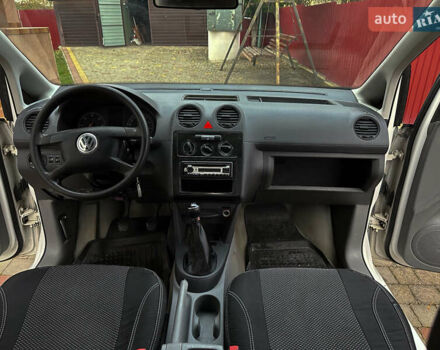 Белый Фольксваген Кадди, объемом двигателя 1.9 л и пробегом 360 тыс. км за 5200 $, фото 21 на Automoto.ua