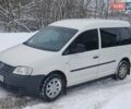 Белый Фольксваген Кадди, объемом двигателя 1.97 л и пробегом 247 тыс. км за 4350 $, фото 1 на Automoto.ua