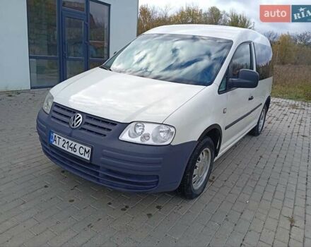 Белый Фольксваген Кадди, объемом двигателя 1.97 л и пробегом 296 тыс. км за 4850 $, фото 4 на Automoto.ua