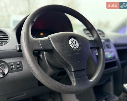 Белый Фольксваген Кадди, объемом двигателя 1.9 л и пробегом 346 тыс. км за 5200 $, фото 18 на Automoto.ua