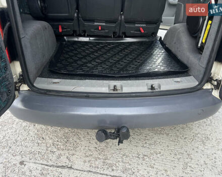 Белый Фольксваген Кадди, объемом двигателя 2 л и пробегом 225 тыс. км за 4950 $, фото 31 на Automoto.ua