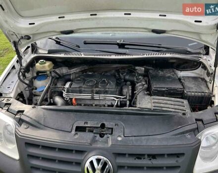Белый Фольксваген Кадди, объемом двигателя 1.9 л и пробегом 362 тыс. км за 6750 $, фото 5 на Automoto.ua