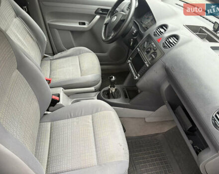 Белый Фольксваген Кадди, объемом двигателя 1.9 л и пробегом 423 тыс. км за 3999 $, фото 8 на Automoto.ua