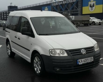 Белый Фольксваген Кадди, объемом двигателя 2 л и пробегом 300 тыс. км за 4950 $, фото 5 на Automoto.ua