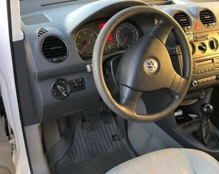 Белый Фольксваген Кадди, объемом двигателя 1.9 л и пробегом 209 тыс. км за 8500 $, фото 11 на Automoto.ua