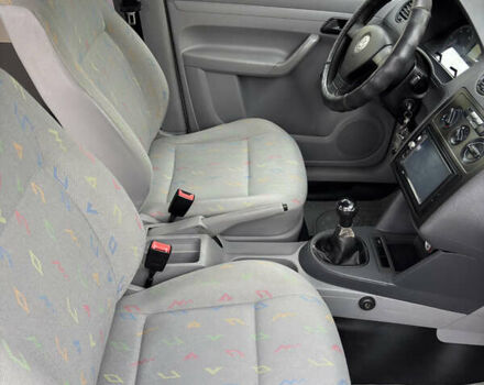 Белый Фольксваген Кадди, объемом двигателя 1.9 л и пробегом 255 тыс. км за 6200 $, фото 11 на Automoto.ua