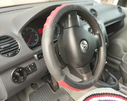 Белый Фольксваген Кадди, объемом двигателя 2 л и пробегом 257 тыс. км за 4500 $, фото 13 на Automoto.ua