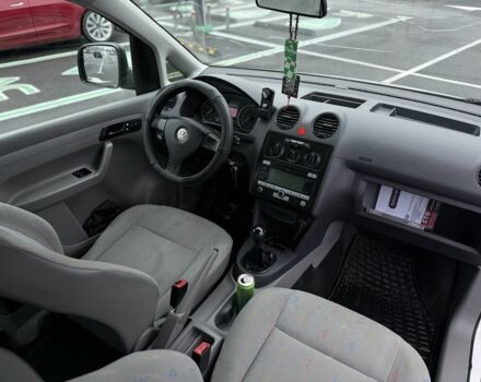 Белый Фольксваген Кадди, объемом двигателя 2 л и пробегом 300 тыс. км за 4950 $, фото 15 на Automoto.ua