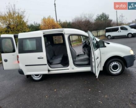 Белый Фольксваген Кадди, объемом двигателя 1.9 л и пробегом 226 тыс. км за 6600 $, фото 55 на Automoto.ua