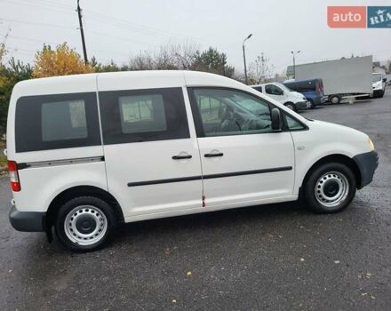 Белый Фольксваген Кадди, объемом двигателя 1.9 л и пробегом 226 тыс. км за 6600 $, фото 14 на Automoto.ua