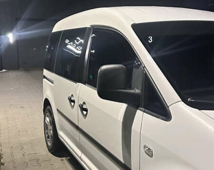 Белый Фольксваген Кадди, объемом двигателя 1.9 л и пробегом 233 тыс. км за 5999 $, фото 11 на Automoto.ua