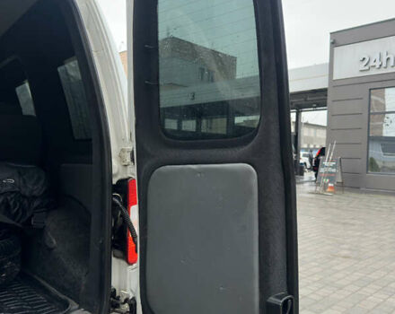 Белый Фольксваген Кадди, объемом двигателя 1.97 л и пробегом 356 тыс. км за 4150 $, фото 25 на Automoto.ua