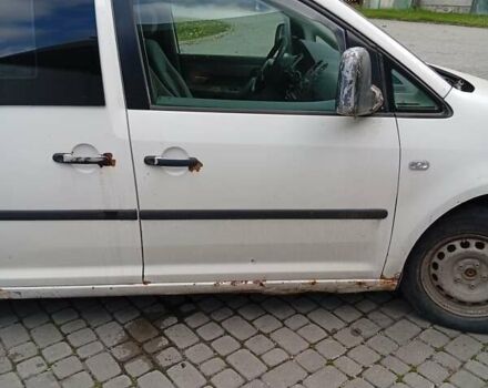 Белый Фольксваген Кадди, объемом двигателя 2 л и пробегом 378 тыс. км за 3500 $, фото 6 на Automoto.ua