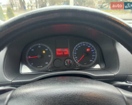 Белый Фольксваген Кадди, объемом двигателя 1.97 л и пробегом 356 тыс. км за 4150 $, фото 19 на Automoto.ua