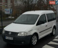 Белый Фольксваген Кадди, объемом двигателя 2 л и пробегом 300 тыс. км за 4800 $, фото 1 на Automoto.ua